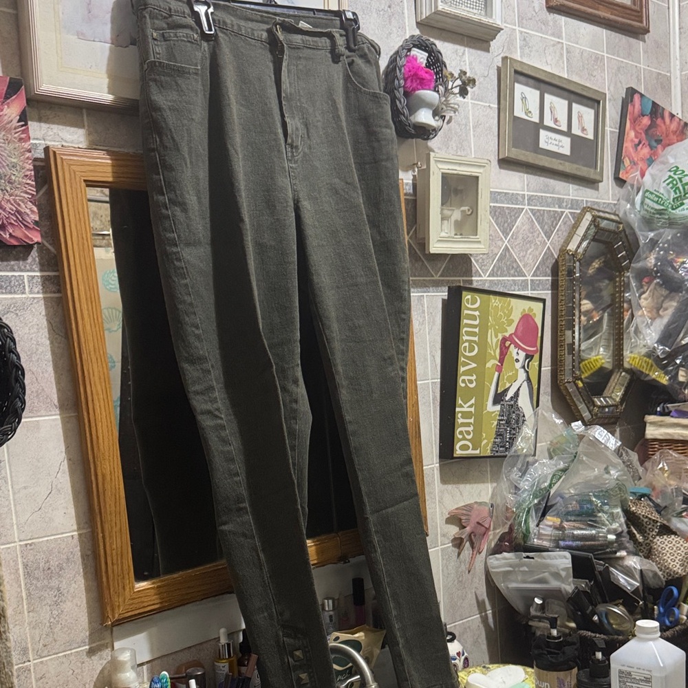 DG2 jeans